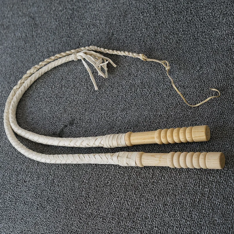 Leatherwork Training - Fouet de dressage en cuir véritable